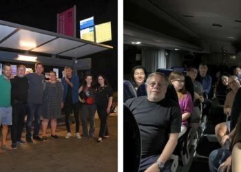 חברי הקואליציה בדרכם אל בילוי בעיר תל אביב באמצעות קו נעים בסופ"ש. צילום דוברות עיריית הרצליה, עמוד הפייסבוק של חברת הקואליקציה שירלי גדניר