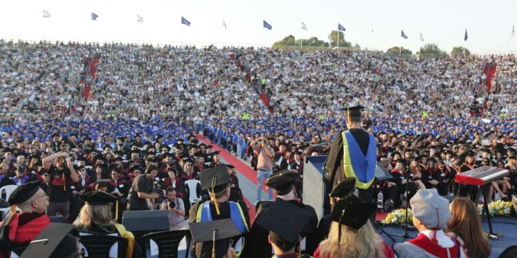 טקס הענקת תארים מחזור 2023. צילום דוברות עיריית הרצליה