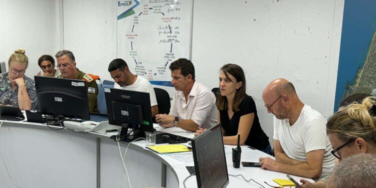 פגישת הערכת מצב. צילום דוברות העירייה