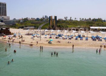 חוף אכדיה צפון. צילום: דוברות עיריית הרצליה.