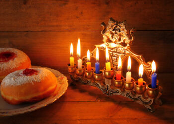 חנוכה 2024 בהרצליה. צילום Deposit Photos