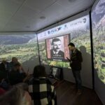 הסיור המודרך במוזיאון מתחיל בהקרנה היקפית מרתקת. צילום הרצליה היום