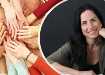 "אנחנו מתחייבים לענות לכל פנייה, בין אם במייל או בטלפון", שירה אמיתי רייניץ. צילום הדר אסילה