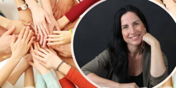 "אנחנו מתחייבים לענות לכל פנייה, בין אם במייל או בטלפון", שירה אמיתי רייניץ. צילום הדר אסילה