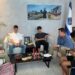בלשכת ראש העיר: מימין: לירם שמואל, ראש העיר, איתמר שליזנגר, רוי תושייה ויובל גונן. צילום דוברות העירייה