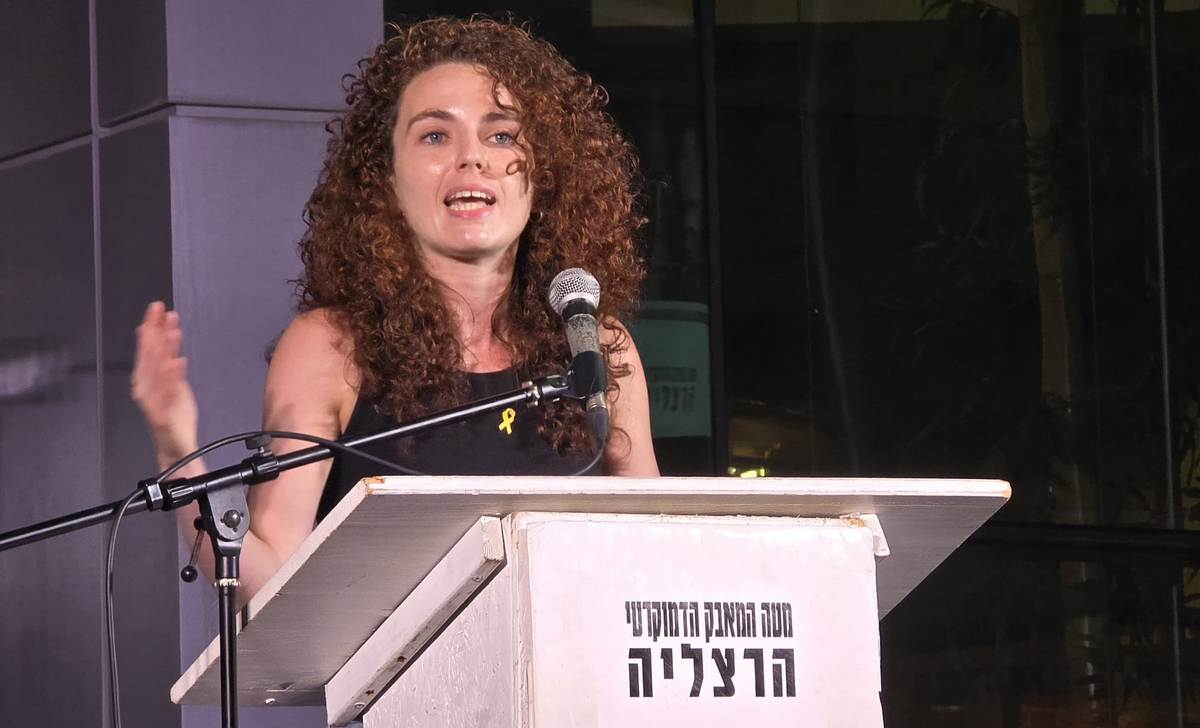 דנה ונקרט, פעילת מחאת הסטודנטים באוניברסיטת תל-אביב, צילום זאב ינאי