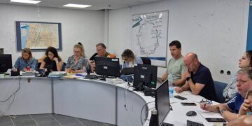 עיריית הרצליה נמצאת בכוננות מלאה 24/7 ועובדת המתכומת חירום מתוך מרכז שליטה עירוני. צילום דוברות העירייה