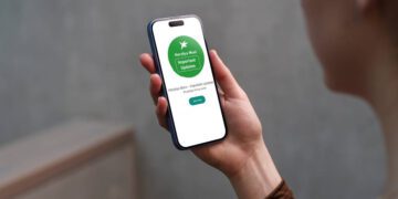 בעקבות המצב עיריית הרצליה פתחה קבוצת עדכונים באנגלית. אילוסטרציה: מערכת האתר