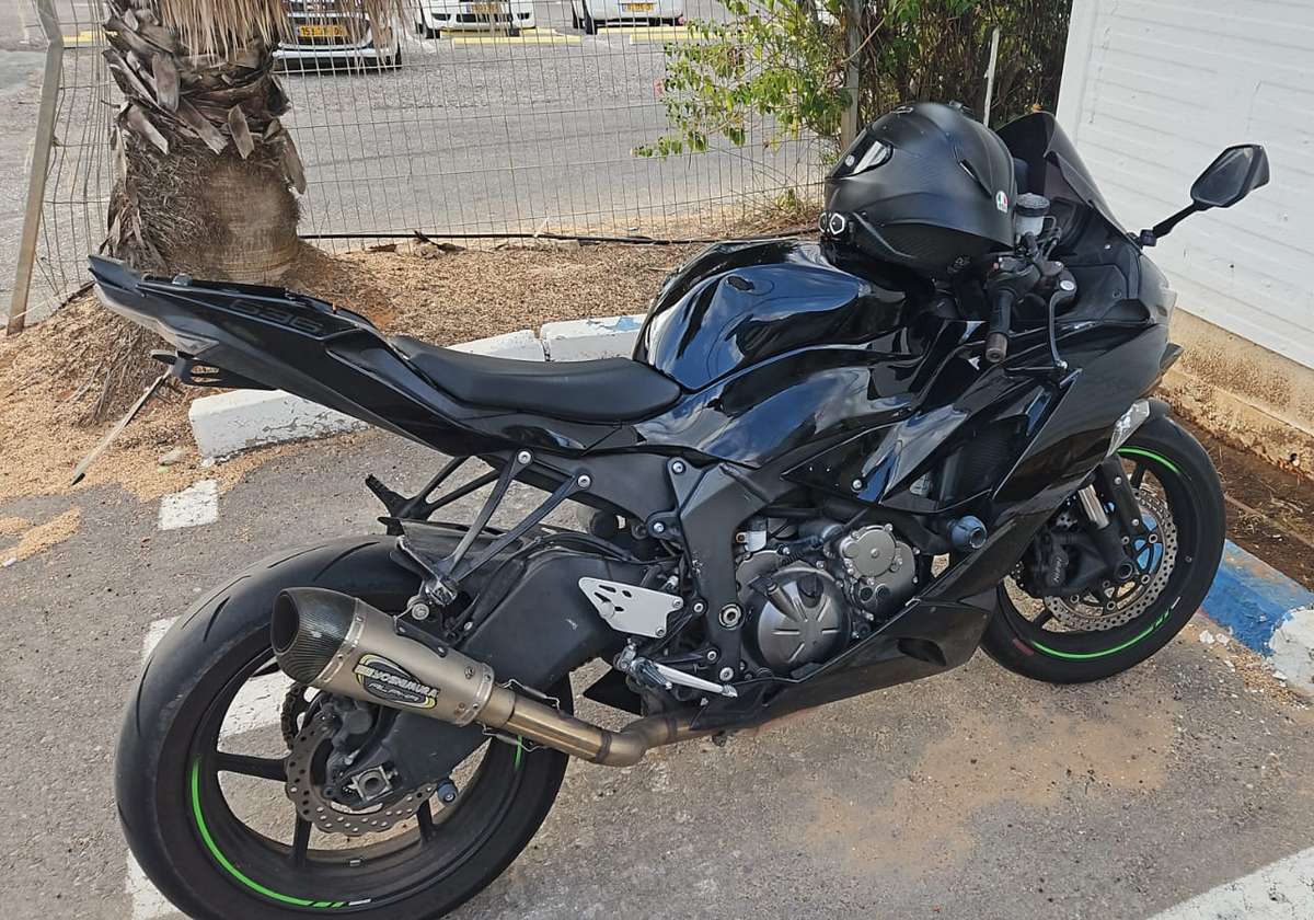 האופנוע שנתפס לצרכי חילוט. צילום דוברות המשטרה