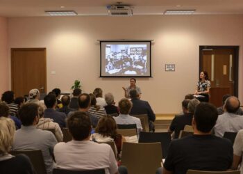 פרויקט חברתי שמובילה עמותת דורות ההמשך בתחום הנחלת השואה והמורשת היהודית. תמונה עיבוד AI