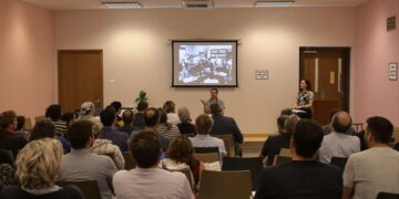 פרויקט חברתי שמובילה עמותת דורות ההמשך בתחום הנחלת השואה והמורשת היהודית. תמונה עיבוד AI