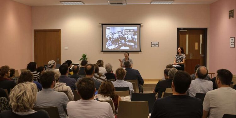 פרויקט חברתי שמובילה עמותת דורות ההמשך בתחום הנחלת השואה והמורשת היהודית. תמונה עיבוד AI