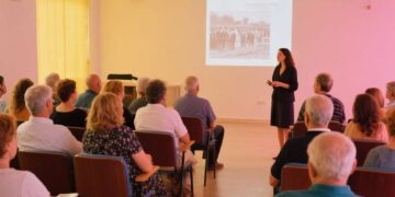 סוגיות ודילמות בסיפור השואה, גורלן של הקהילות היהודיות, ועל "נס החזרה לחיים" של השורדים. תמונה עיבוד AI