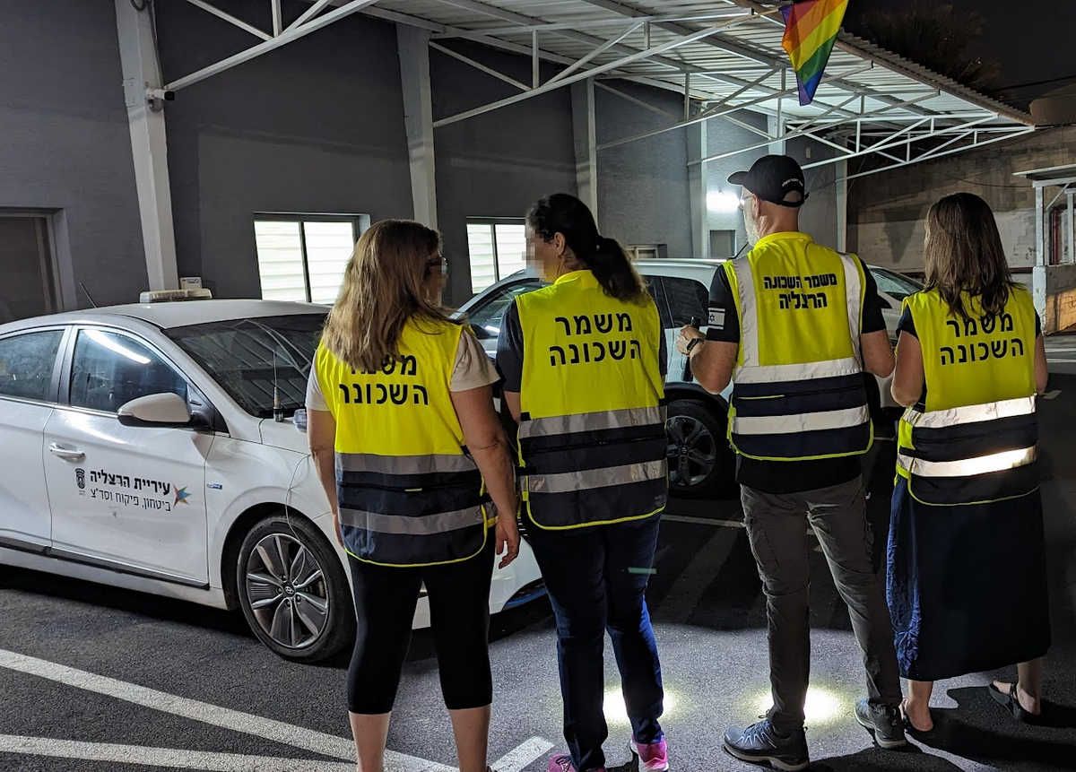 הצטרפו למאות מתושבות ותושבי העיר שיוצאים מדי ערב לסיור ברחבי שכונות העיר. צילום פרטי