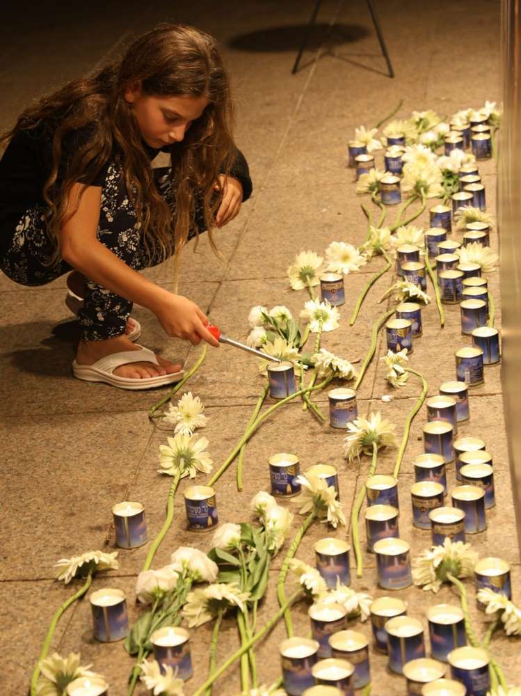 ראש העיר, יריב פישר: "גדל פה דור צעיר שמגלה אחריות ומאמין שאפשר לרפא. והתקווה הזו היא שנותנת לכולנו את הכוחות להמשיך ולצמוח". צילום דוברות העירייה