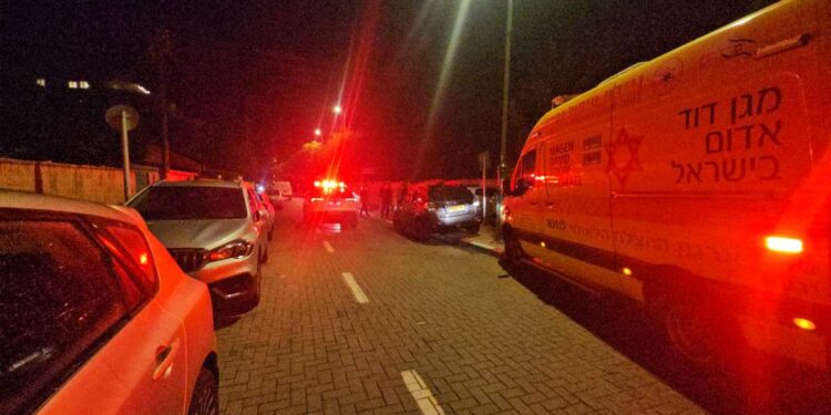 הפצועים היו בשנות ה-30 לחייהם פונו בדחיפות לבית החולים כשמצבם קשה. צילום: תיעוד מבצעי מד"א