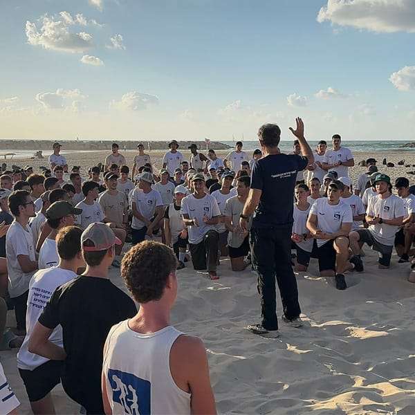 יובל עילם: "אני מאמין שכל נער ונערה הם יהלום, והתפקיד שלנו הוא לעזור להם לזהור". קרדיט צילום: יובל עילם