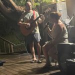 ערב למען החזרת החטופים והבאת השלום עם עשרות נגנים שהגיעו מכל הארץ. צילום צוות "ב'-קפה"