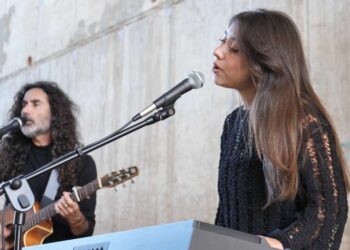 Gali & Aviram, בצילום מתוך הקליפ הראשון Still Follow You (צילום: טל בלובר)