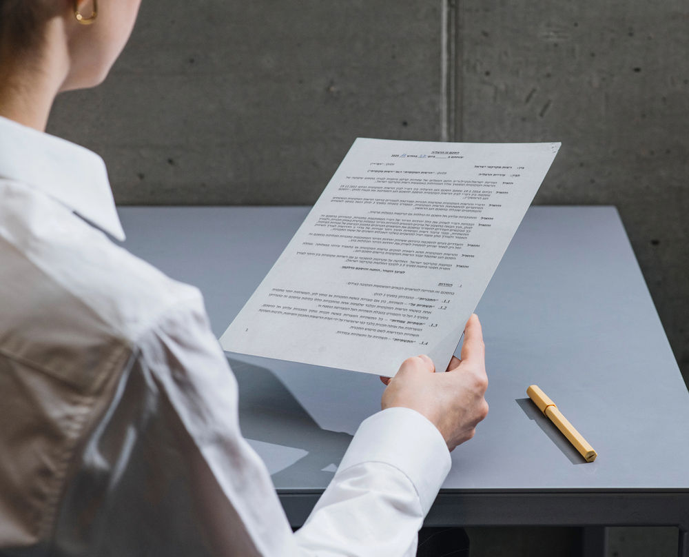 הסכם הגג כולל 55 דפים וזמים להורדה ועיון באתר העירייה.