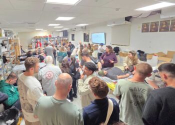 ה התרמת הדם הגדולה שהתקיימה אתמול במרכז מטאור. צילום מערכת האתר