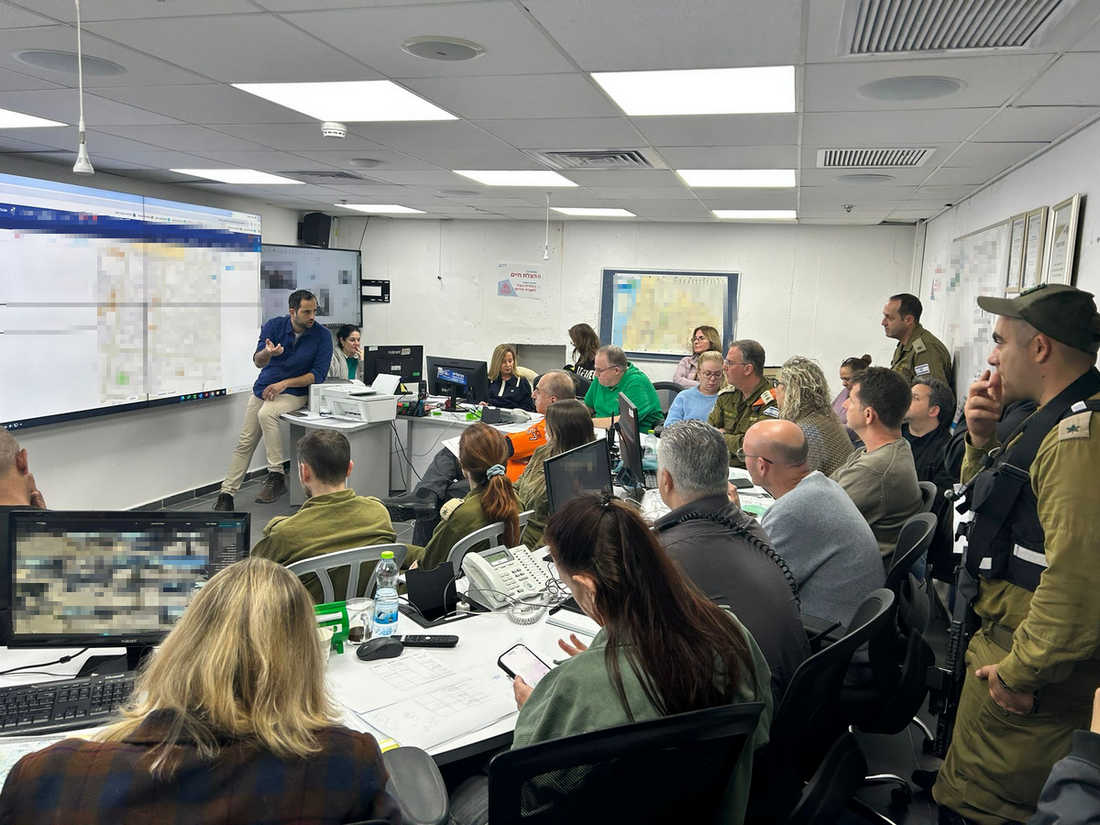 הערכת מצב בחמ"ל העירוני. צילום: דוברות העירייה