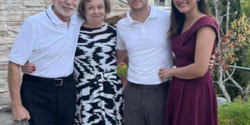 לדימיר גרשוביץ׳, בן 73 לנה אוסטרובסקי, בת 68 דימטרי גרשוביץ׳, בן 42 לוסיל ג׳יין גרשוביץ׳, בת 29 ארבע בני משפחה שנרצחו בפגיעת הטיל בבית מגורים בחיפה.