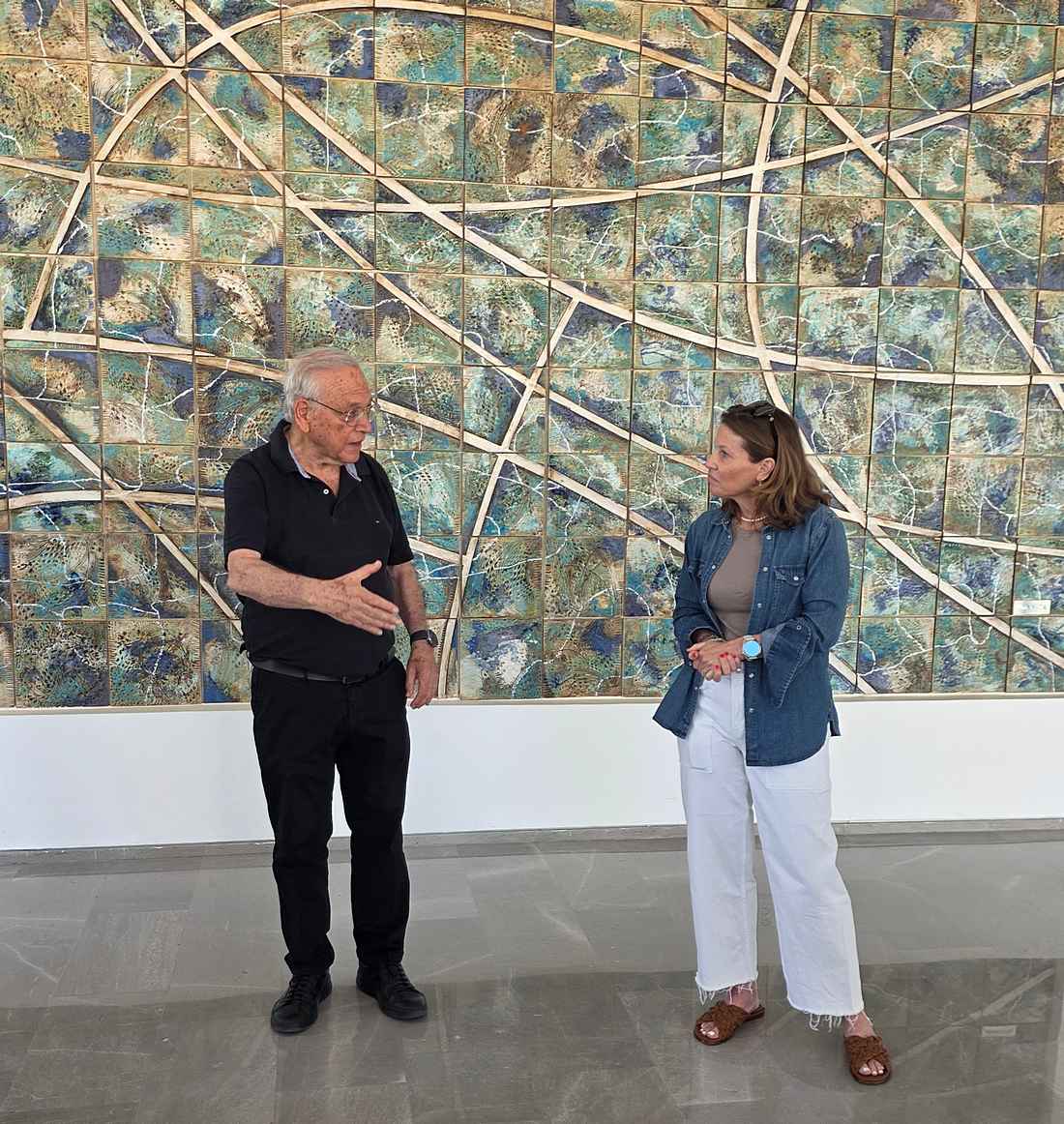 פרופ' רייכמן עם פרופ' ענת ברונשטיין קלומק, דיקנית בית ספר ברוך איבצ'ר לפסיכולוגיה. צילום: מערכת האתר