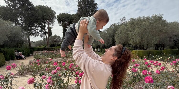 ילד עם לקות שמיעה הוא לא ילד חולה. צילום: באדיבות המשפחה.