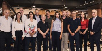 חברי הוועד המנהל של הקרן, הכולל שורה של אנשי ציבור ומנהיגים עסקיים בכירים, בהם: יעקב גלברד, דוד יערי, אמיר כדורי חייק, קארין מאייר רובינשטיין, דן אלישר, עדי אזולאי, משה ואיציק לוי. צילום: גאיה בן ברוך
