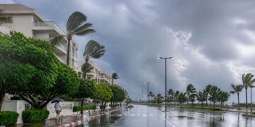 על פי התחזית, במהלך סוף השבוע הקרוב, 28-30/8, צפוי אירוע גשם קצר, עוצמתי וחריג לחודש אוגוסט, כאשר עיקר הגשם צפוי בלילה שבין שבת לראשון. תמונה: עיבוד AI