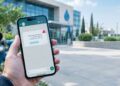 מקרה הונאה חמור במסגרתו גורמים עברייניים התחזו לתאגיד "מי הרצליה" ושלחו הודעת WhatsApp ובה דרישת תשלום רשמית מטעם התאגיד. תמונה: עיבוד AI